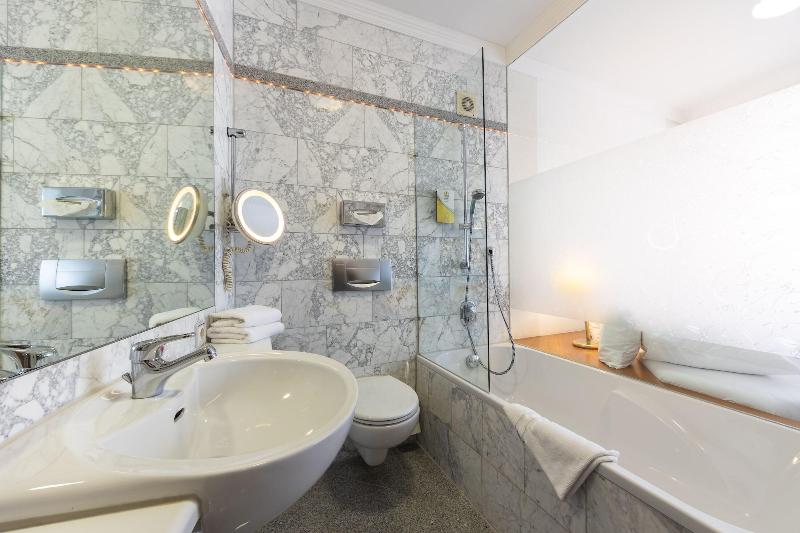 AAAA Hotelwelt Kübler - Oda