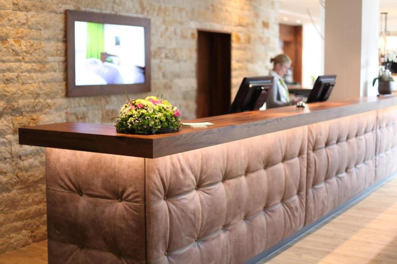 RiKu HOTEL Neu-Ulm - Lobi