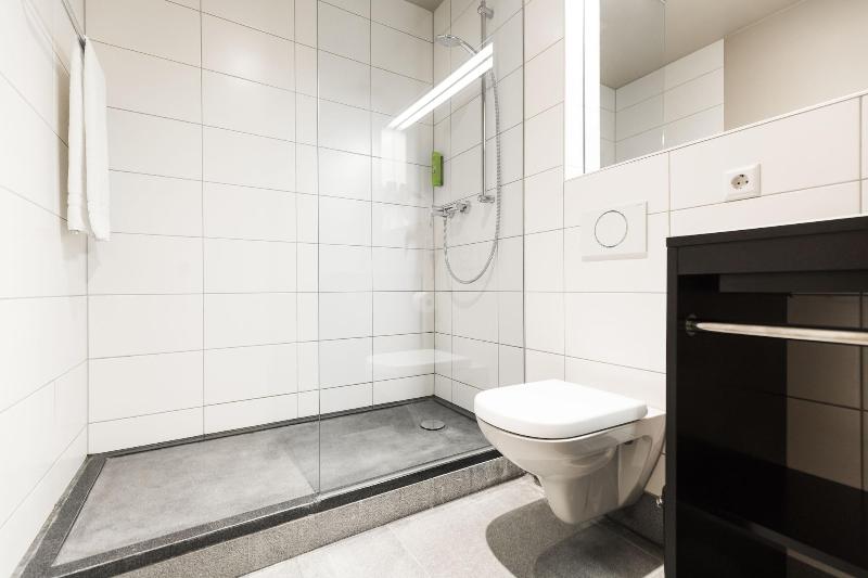 RiKu HOTEL Neu-Ulm - Oda