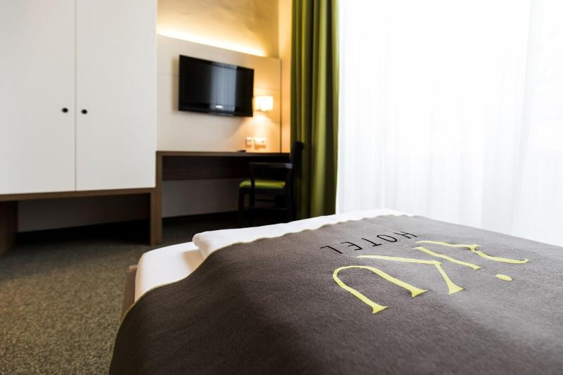 RiKu HOTEL Neu-Ulm - Oda