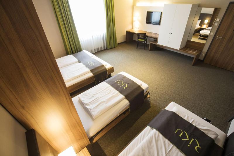 RiKu HOTEL Neu-Ulm - Oda