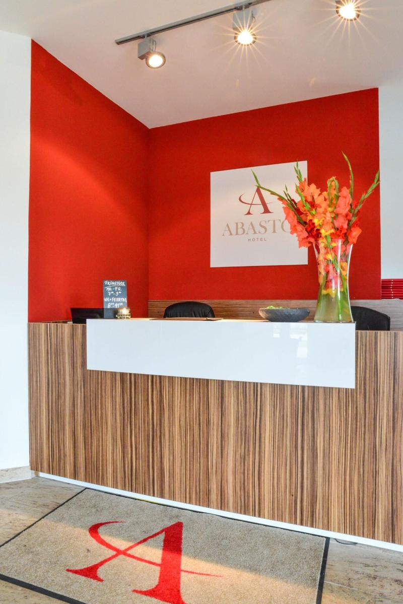 Abasto Hotel & Spa Maisach - Lobi