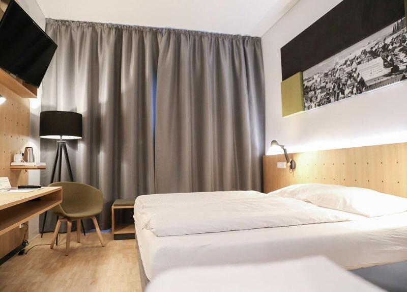 mk hotel rüsselsheim - Oda