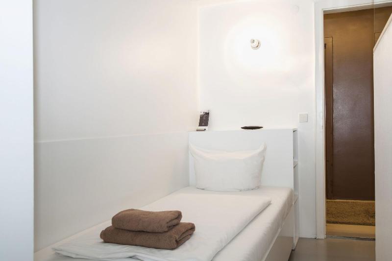 Hotel Mons Am Goetheplatz - Oda