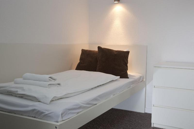 Hotel Mons Am Goetheplatz - Oda