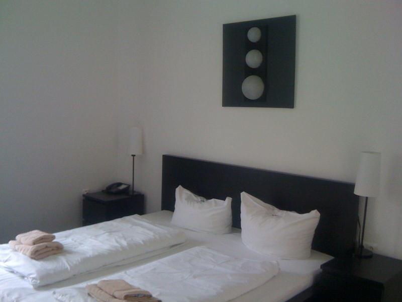 Hotel Mons Am Goetheplatz - Oda