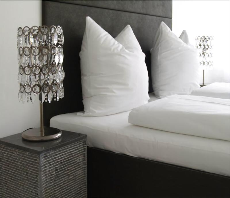 Hotel Mons Am Goetheplatz - Oda