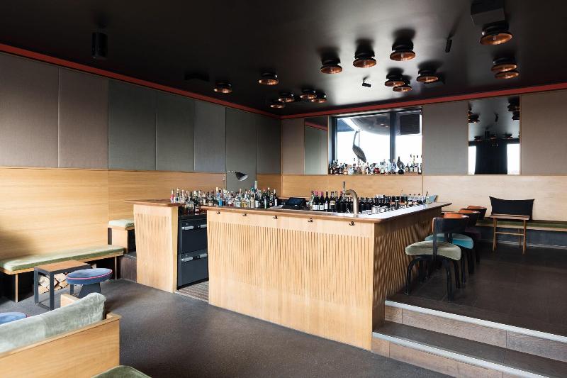The Flushing Meadows Hotel & Bar - Bar