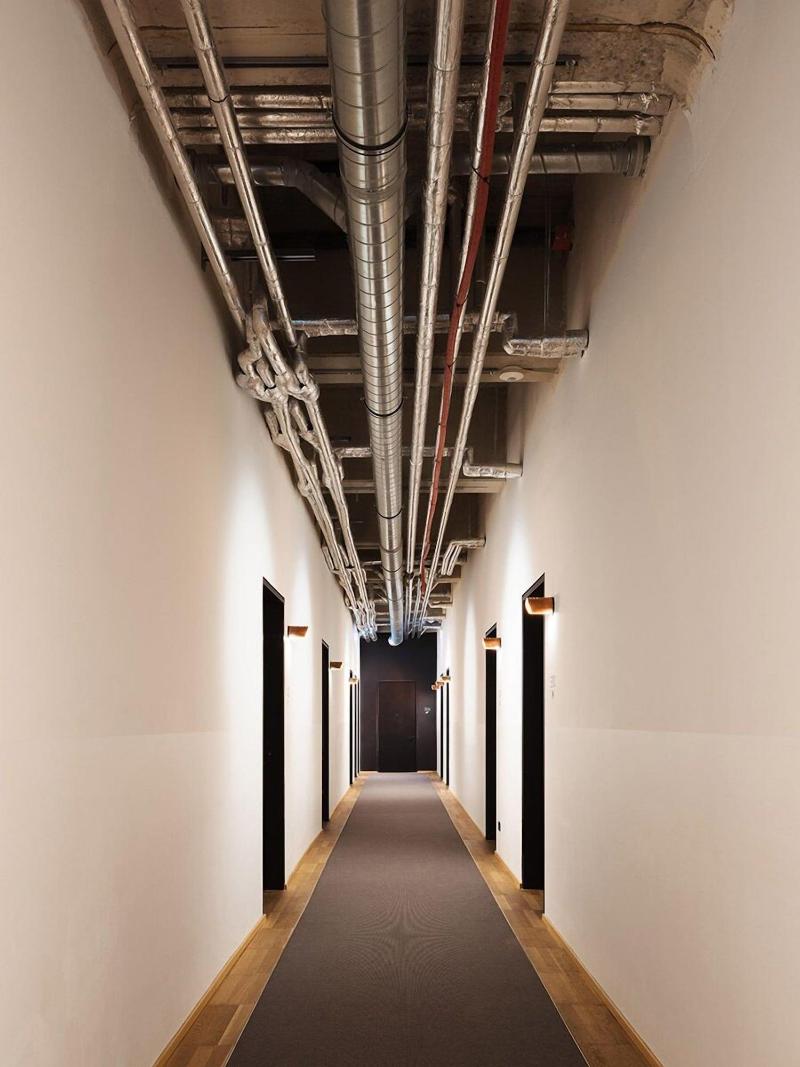 The Flushing Meadows Hotel & Bar - Lobi