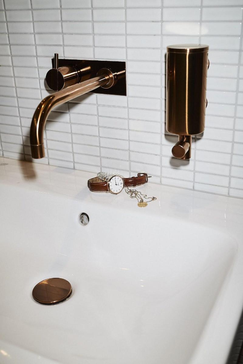 The Flushing Meadows Hotel & Bar - Oda