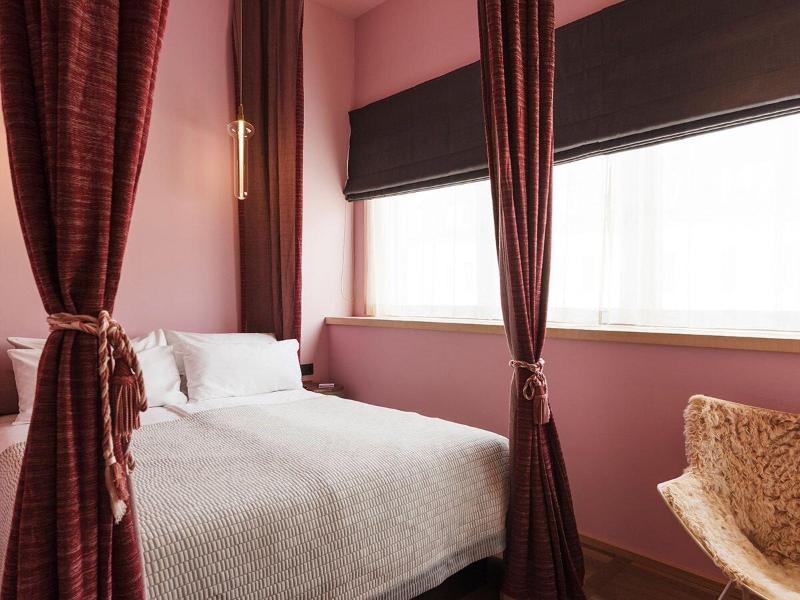 The Flushing Meadows Hotel & Bar - Oda