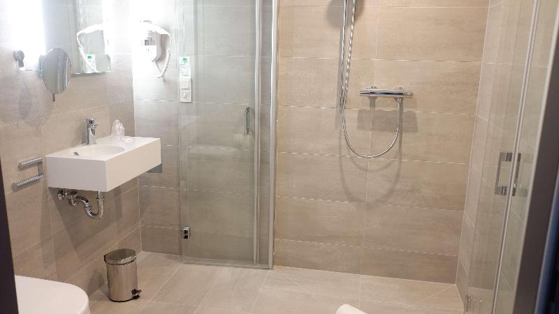 Hotel Amper - Oda