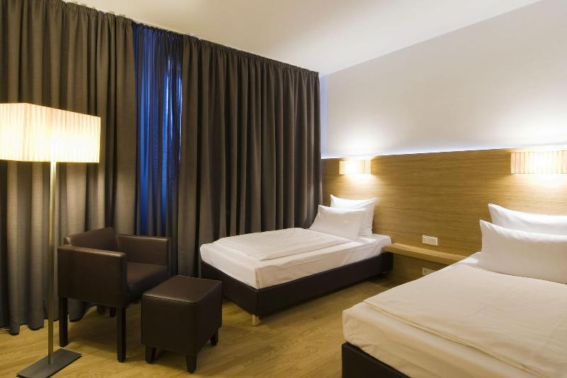 Hotel Thalmair - Oda