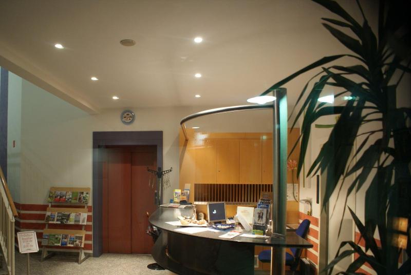 Hotel Herian - Lobi