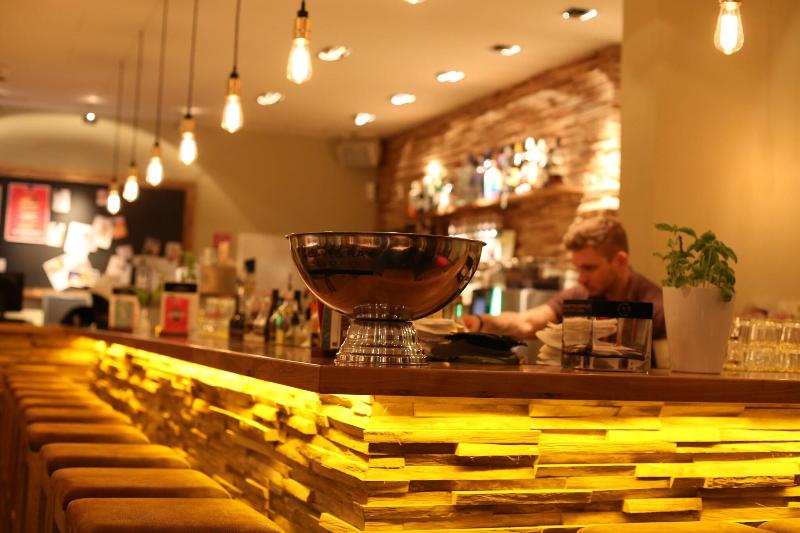 Hotel Five - Bar