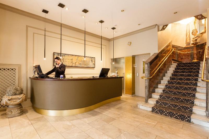 Hotel Würzburger Hof - Lobi