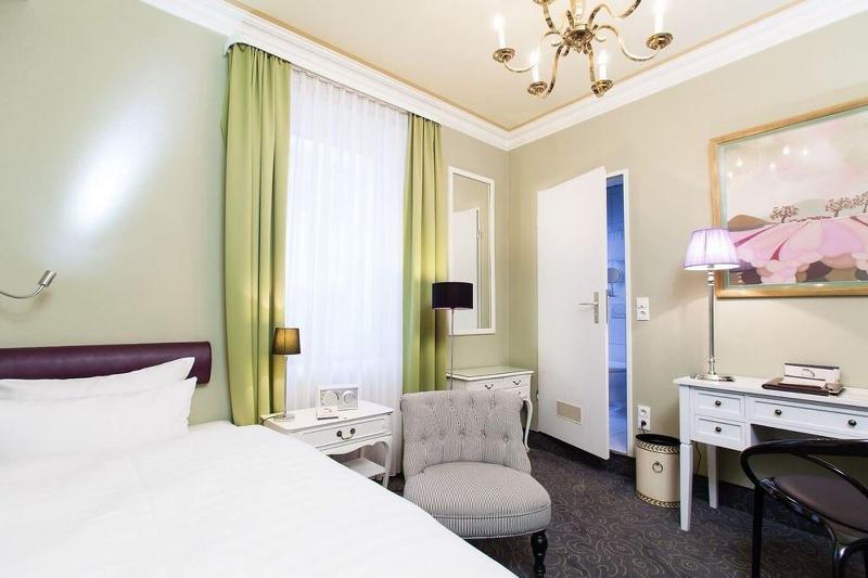 Hotel Würzburger Hof - Oda