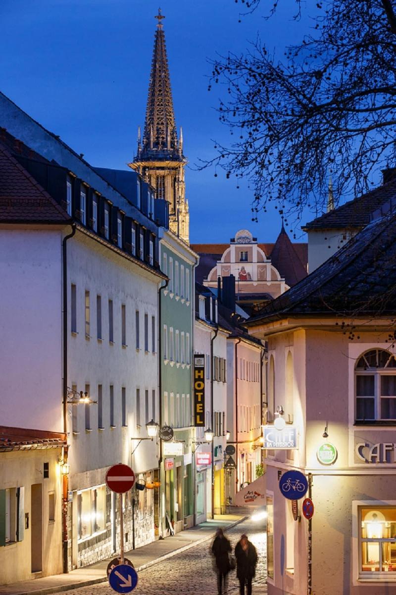 Hotel Am Peterstor - Genel