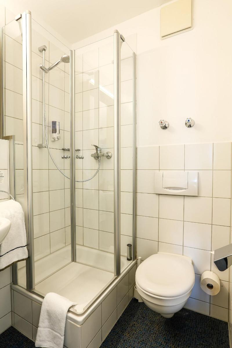 Hotel Am Peterstor - Oda