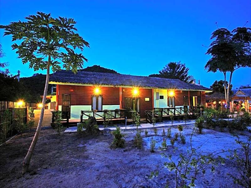 Pp Red Tuna Hut - Oda