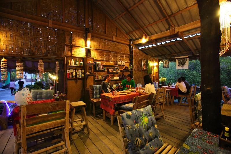 Pp Red Tuna Hut - Restoran