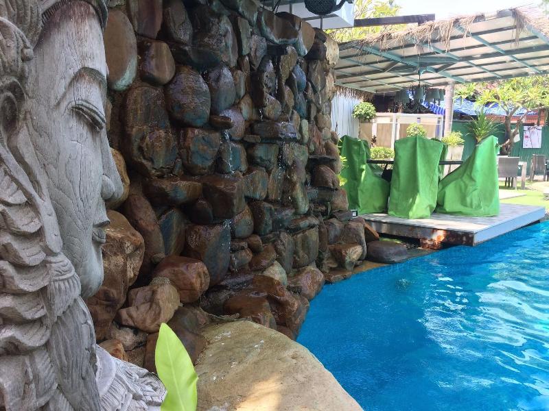 Momento Resort - Genel
