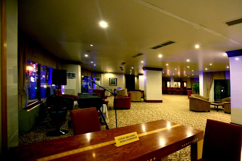 Cender Hotel - Lobi