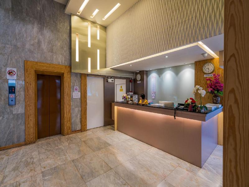 D-One Hotel - Lobi