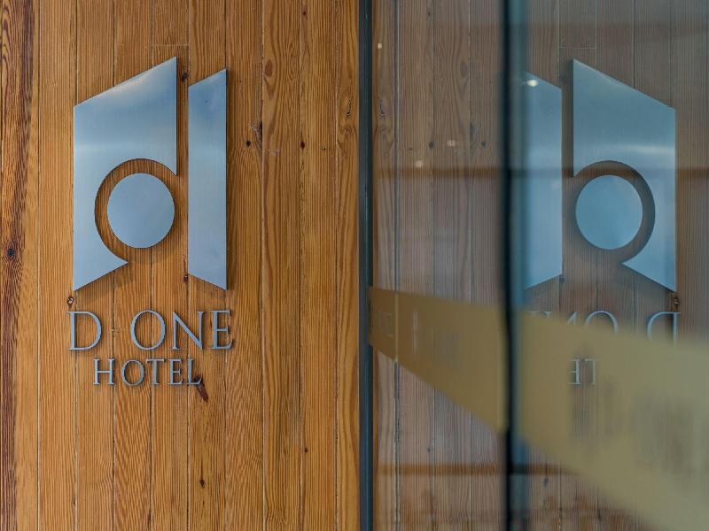 D-One Hotel - Lobi