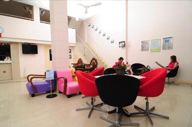Bed by Tha-Pra Hotel and Apartment - Lobi