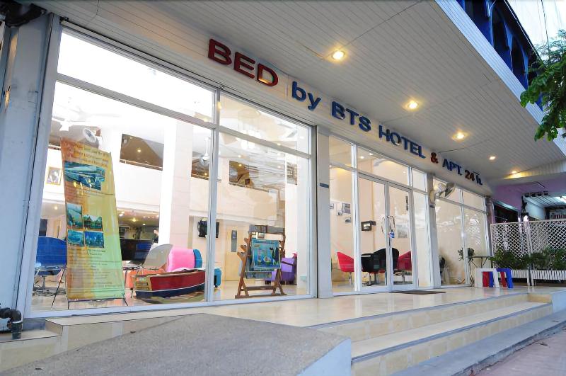 Bed by Tha-Pra Hotel and Apartment - Genel