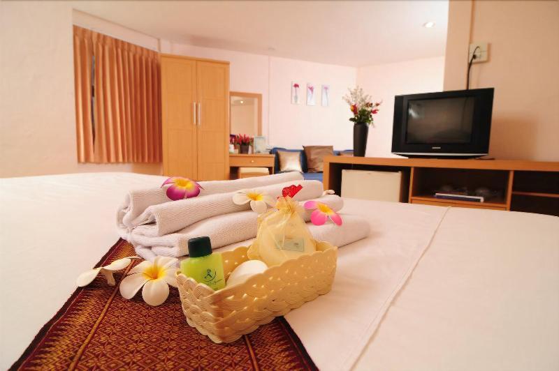 Bed by Tha-Pra Hotel and Apartment - Oda