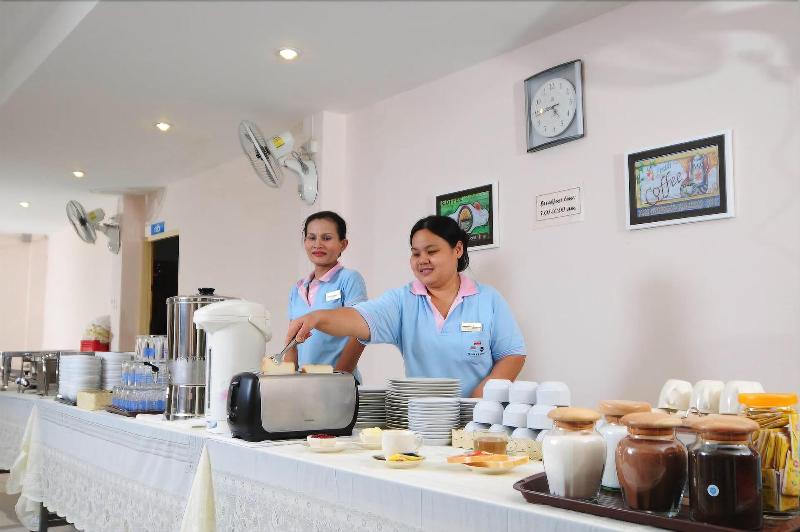 Bed by Tha-Pra Hotel and Apartment - Restoran