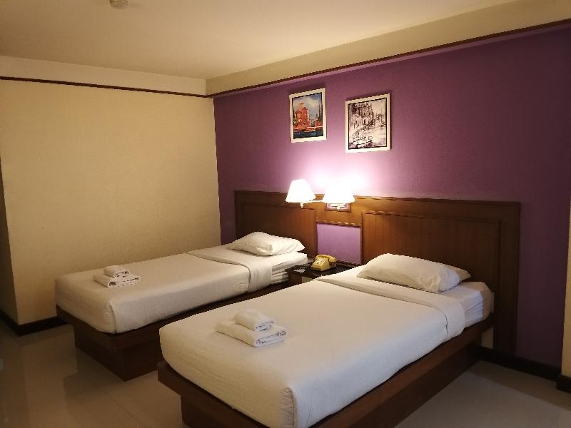 Songphanburi Hotel - Oda