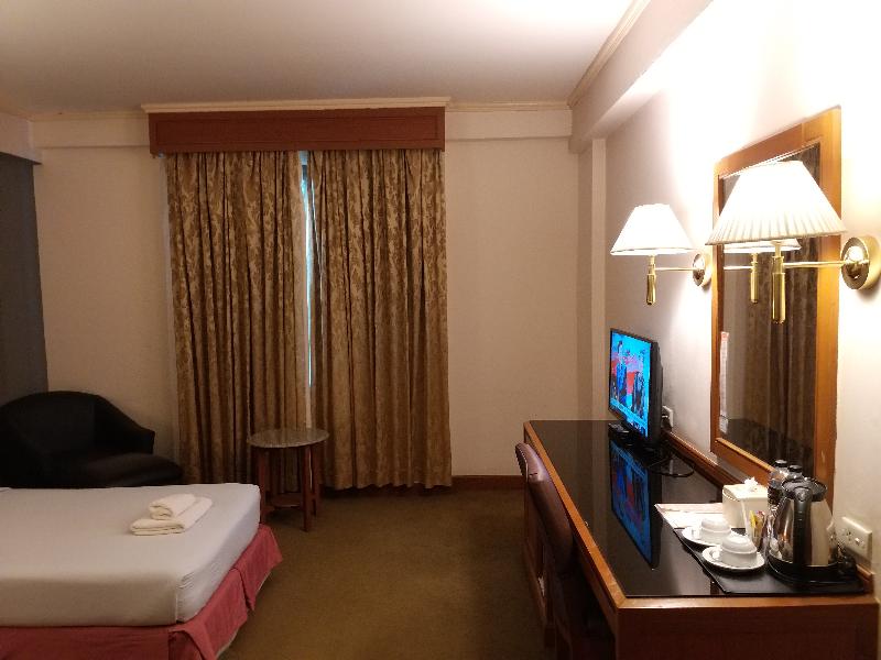 Songphanburi Hotel - Oda