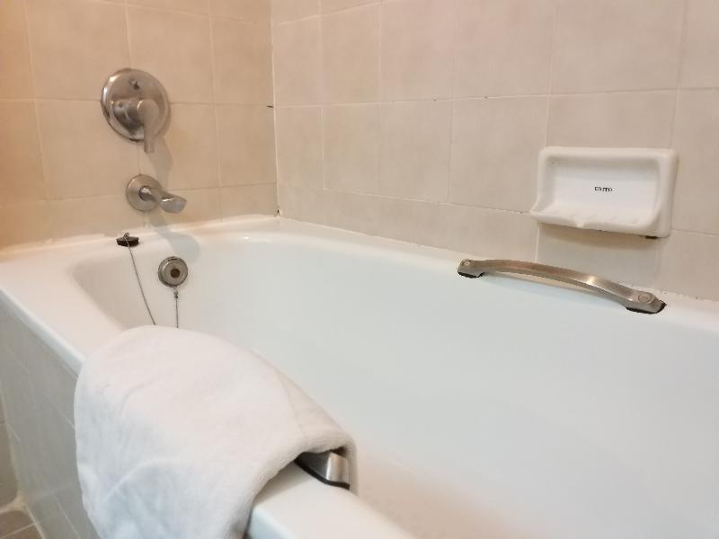 Songphanburi Hotel - Oda
