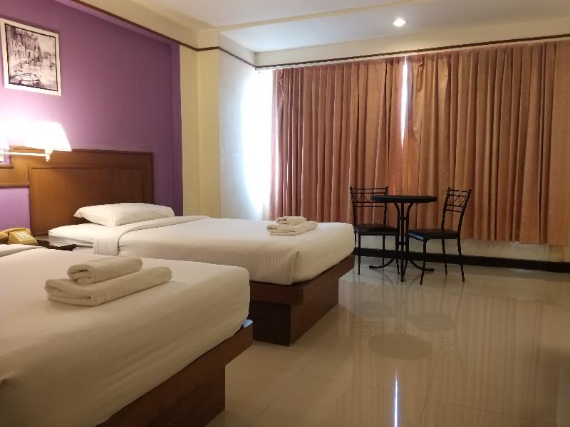 Songphanburi Hotel - Oda