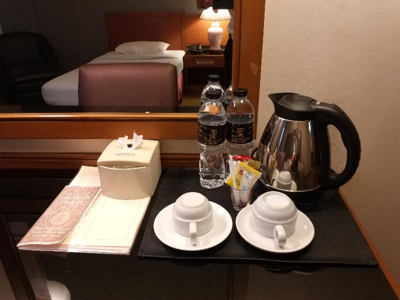 Songphanburi Hotel - Oda