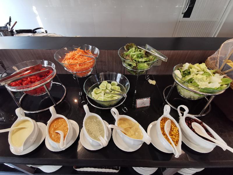 Songphanburi Hotel - Restoran