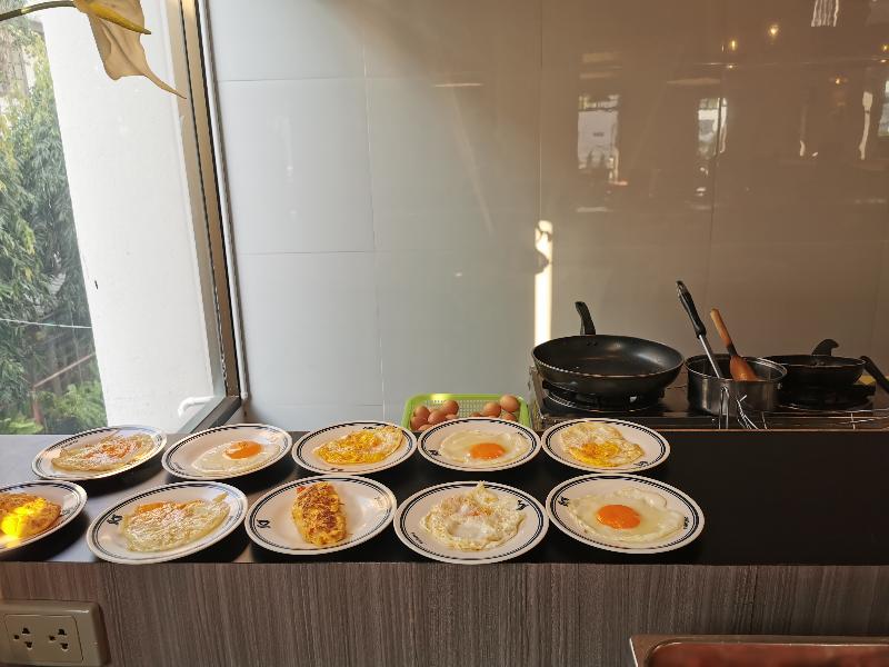 Songphanburi Hotel - Restoran