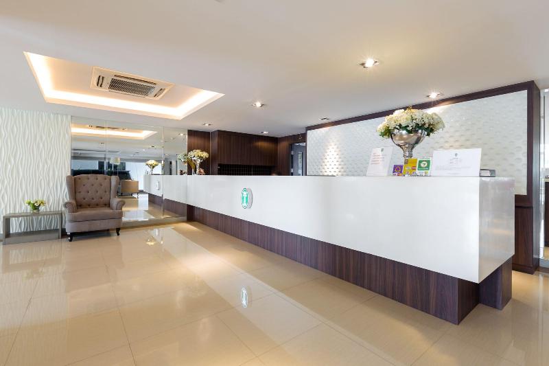 Top View Hotel - Lobi