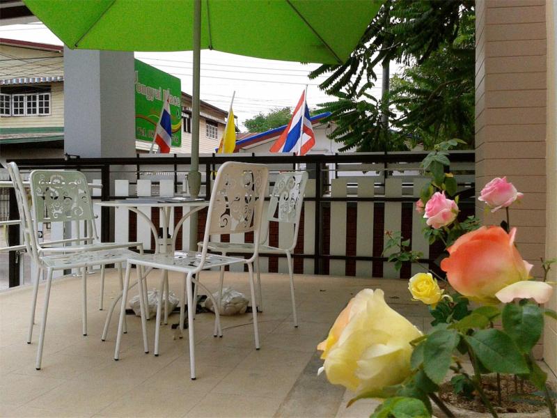 Santipran Place - Genel