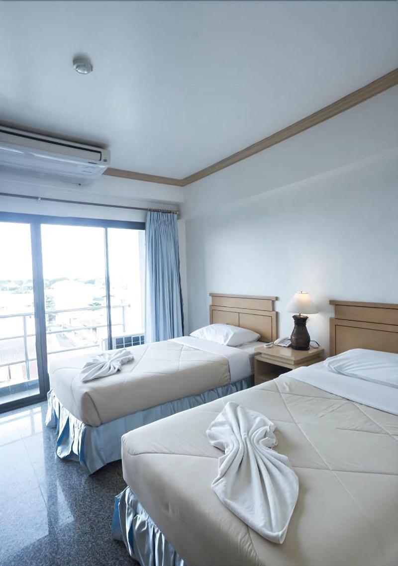 Maneerote Hotel Surin - Oda