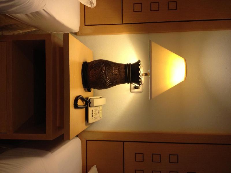 Maneerote Hotel Surin - Oda