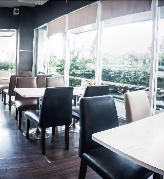 Maneerote Hotel Surin fotoÄŸrafÄ±