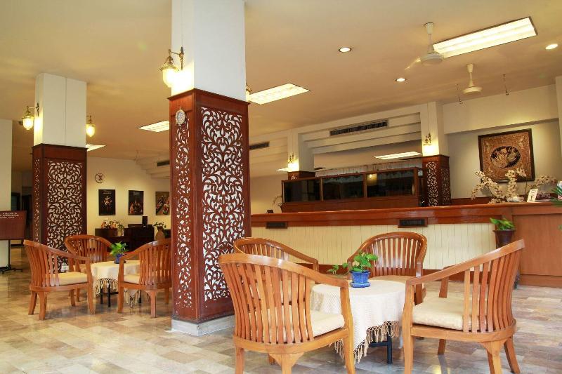Ymca International Hotel - Lobi