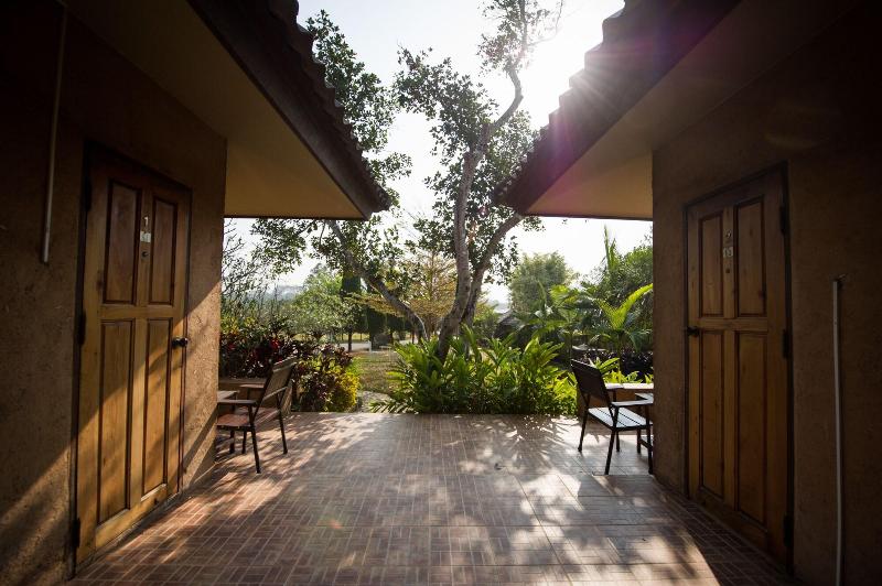Mohnfahsai Home Resort - Oda