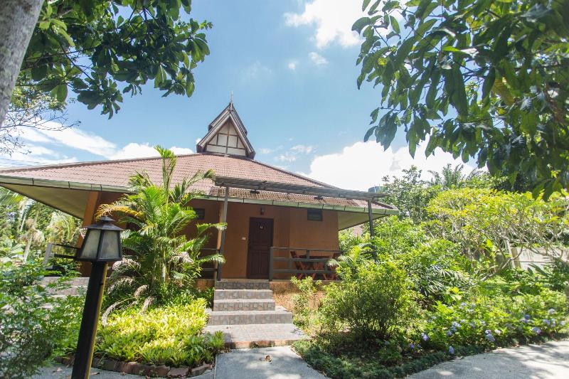 Mohnfahsai Home Resort - Oda