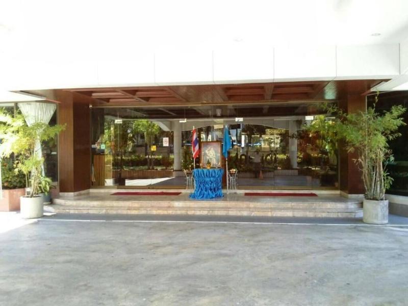 River Grand Hotel Hat Yai - Genel