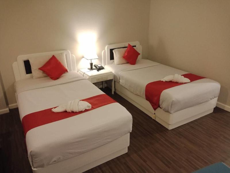 River Grand Hotel Hat Yai - Oda
